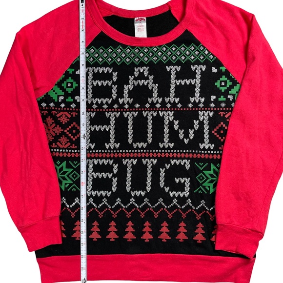 Holiday Time size Medium Christmas sweatshirt black, green, red & glitter GUC - Picture 6 of 9